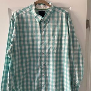 Tommy Bahama mens XXL casual shirt.